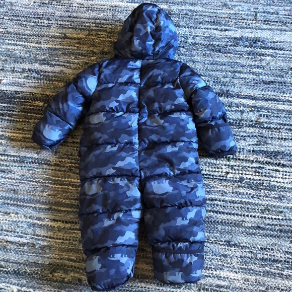 Baby Gap Bunting Snowsuit - Picture 2 of 8